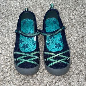 Girls Size 3 M.A.P. Mary Jane Play/Dress Shoes - Navy, Rubber Outsole, Velcro